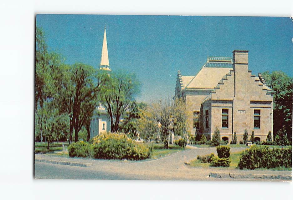 Postcard Old South Union Church Village Green Weymouth Massachusetts USA