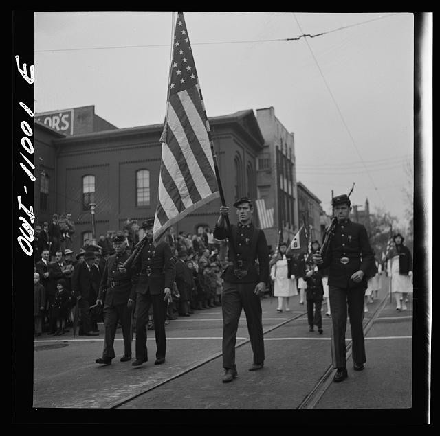 Lancaster Pennsylvania 1942 Armistice Day Parade Soldiers American Flag