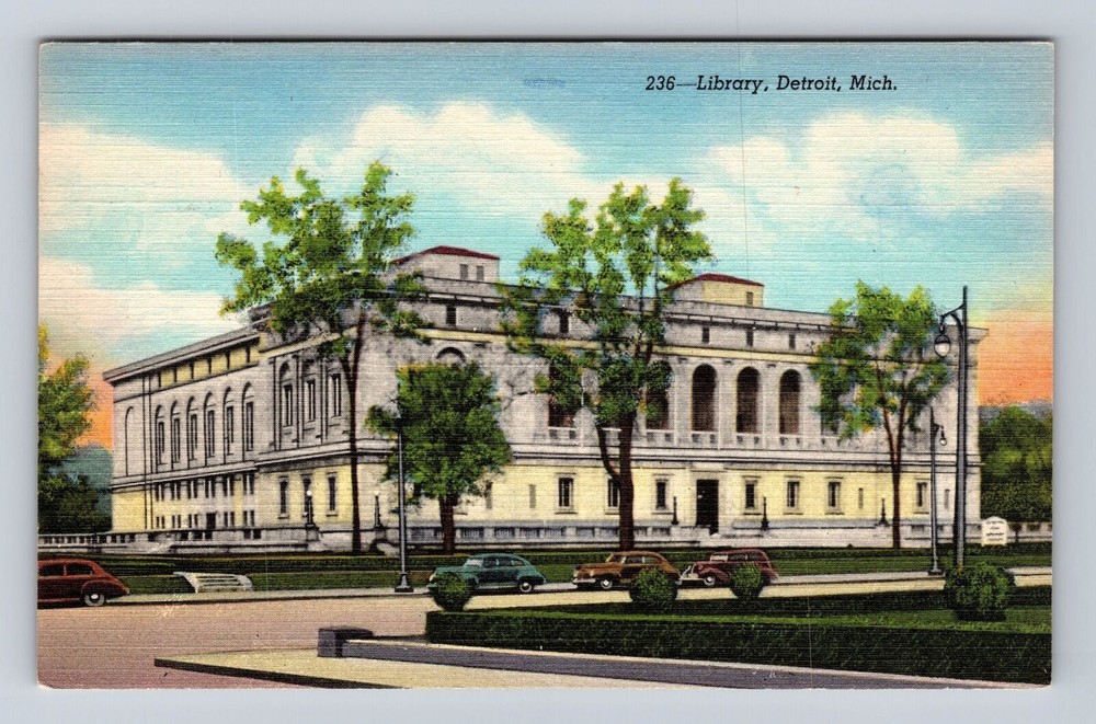 Detroit MI-Michigan, Library, Antique, Vintage Souvenir Postcard