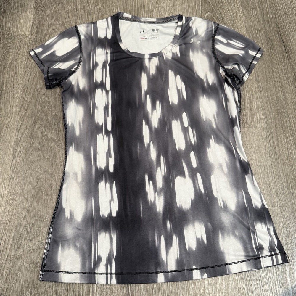 Under Armour HeatGear Workout Shirt Womens Small White Black Short Sleeve