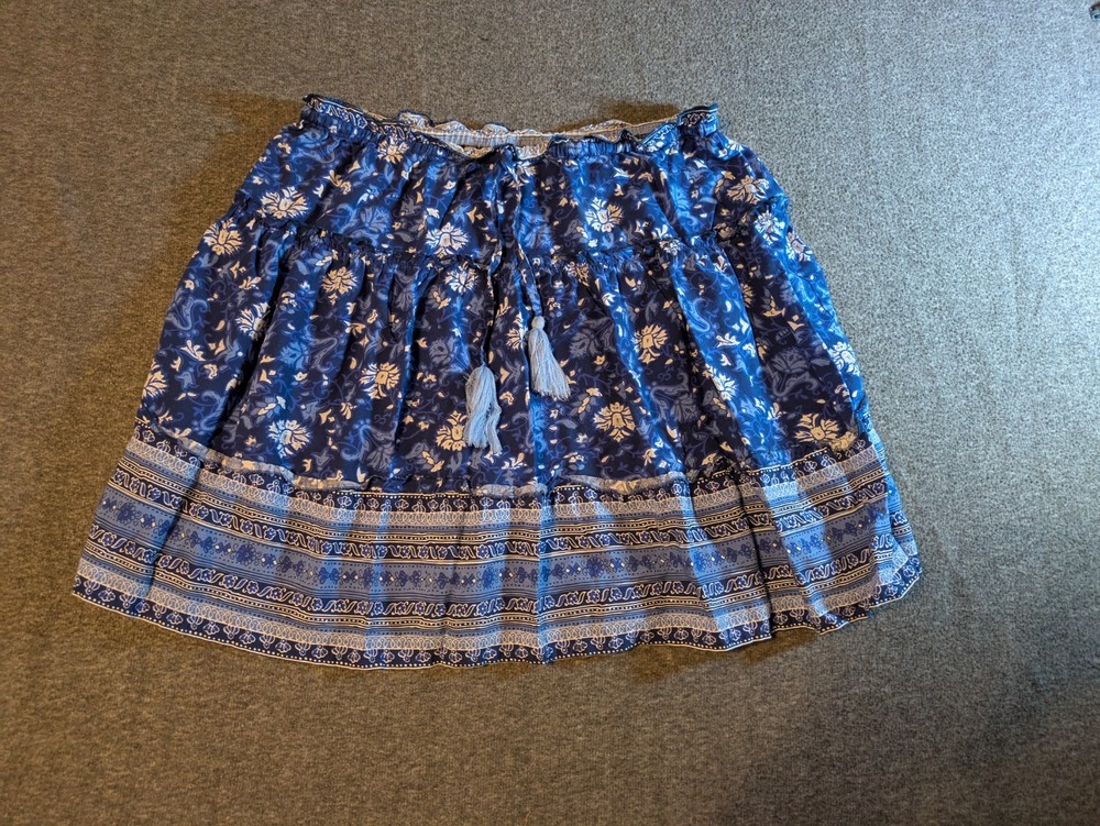 Charlie Paige Women's Skirt Blue Print Flared Boho/Beachy Size Medium 100% Rayon