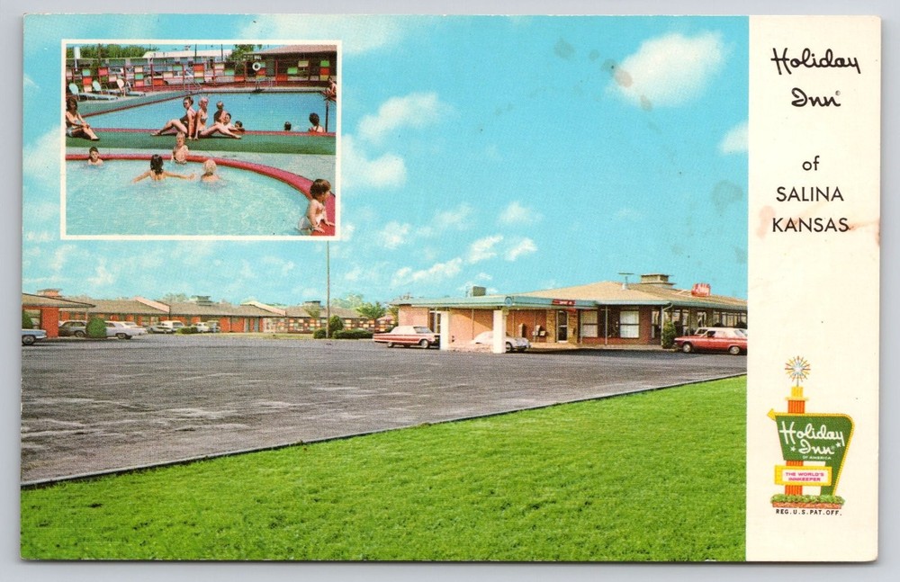 Vintage HOLIDAY INN Salina Kansas Chrome Postcard Swimming Pool 1960s Curteich