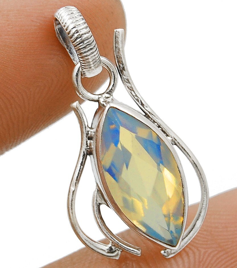 2CT Natural Fire Opalite 925 Sterling Silver Pendant Jewelry 1 1/5