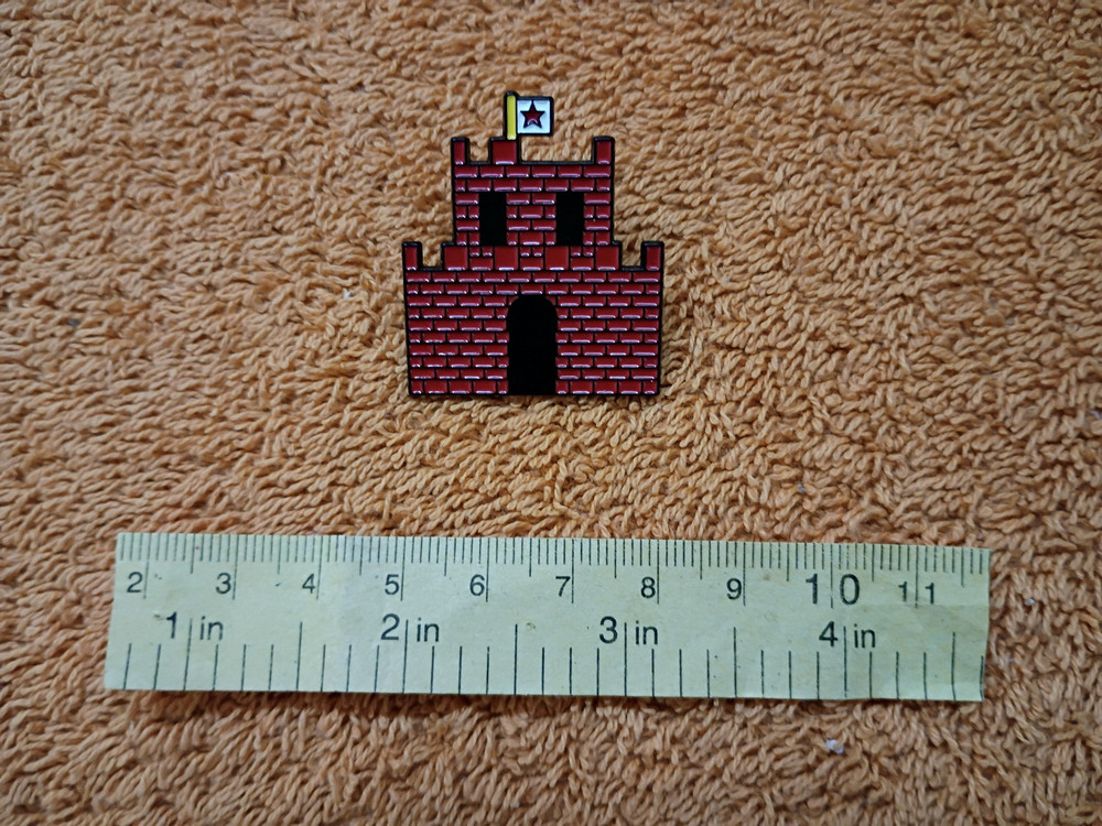 SUPER MARIO BROS CASTLE PIN! Metal Brooch Enamel Lapel Pins Luigi Set Kart Yoshi