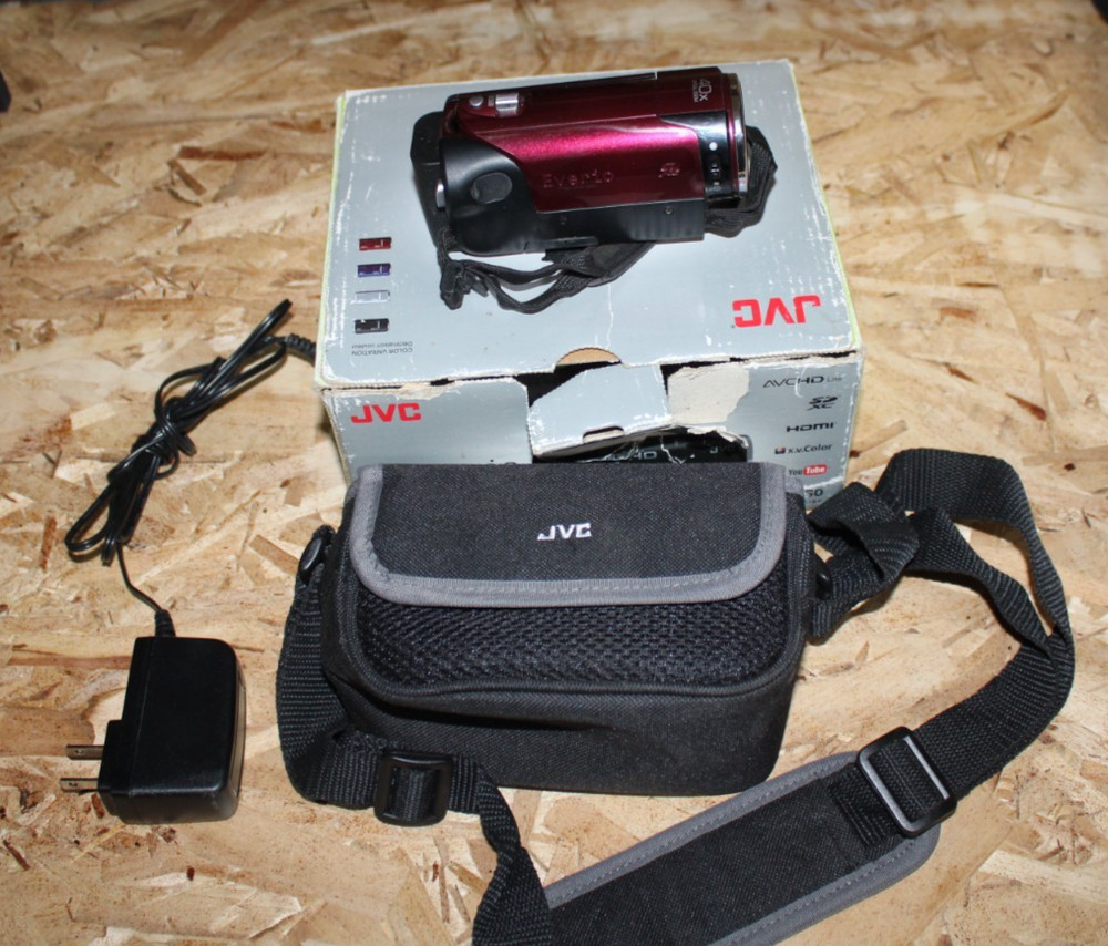 Jvc Hd Everio Gz-Hm30 Hd Camcorder Free Shipping