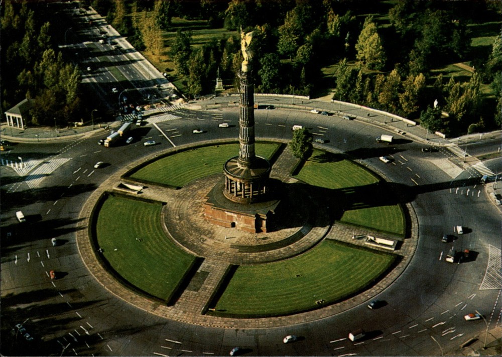 Victory Column Berlin Germany Aerial view vintage postcard e439