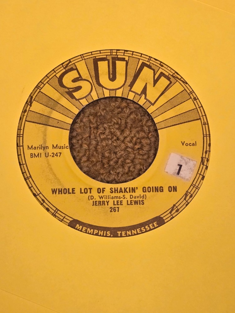 45 RPM Jerry Lee Lewis SUN 267 Whole Lot of Shakin / it'll be Me VG+