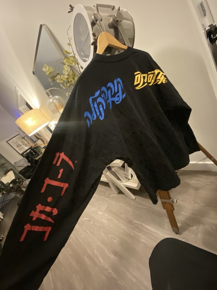 Kith x Coca-Cola Size M