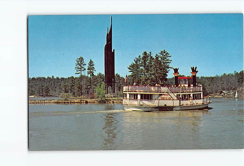 Postcard Robert E. Lee Paddlewheeler Stone Mountain Georgia USA