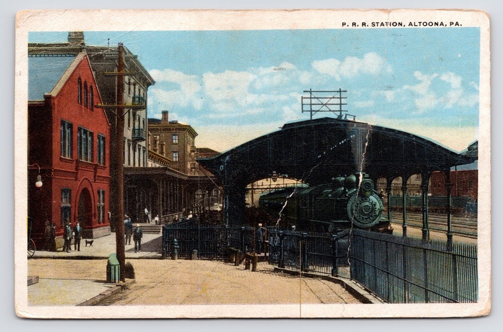 c1920s~P.R.R. Train Station~Altoona Pennsylvania PA~Antique VTG RR Postcard