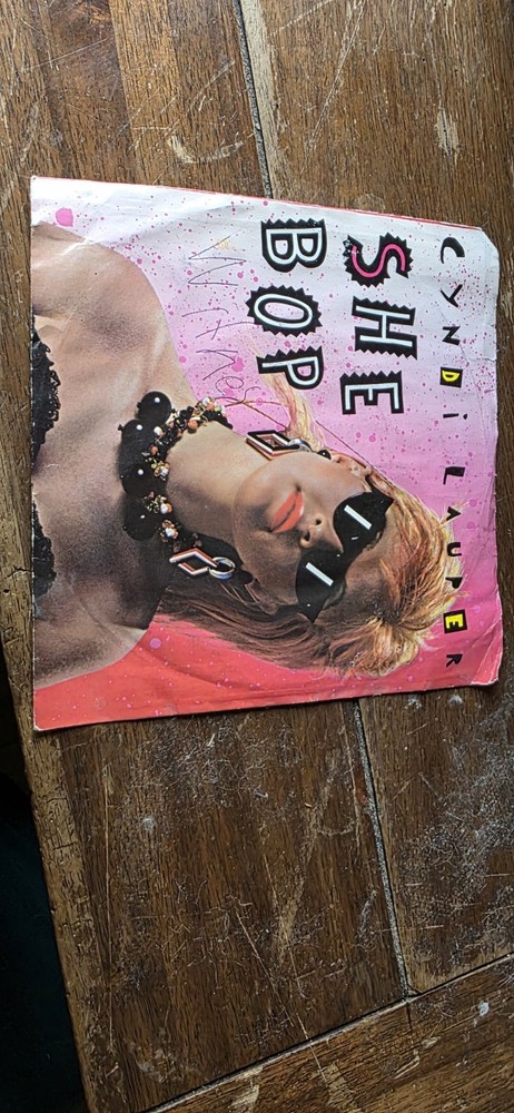CYNDI LAUPER  SHE BOP / WITNESS  W/ PS 45 RPM 7