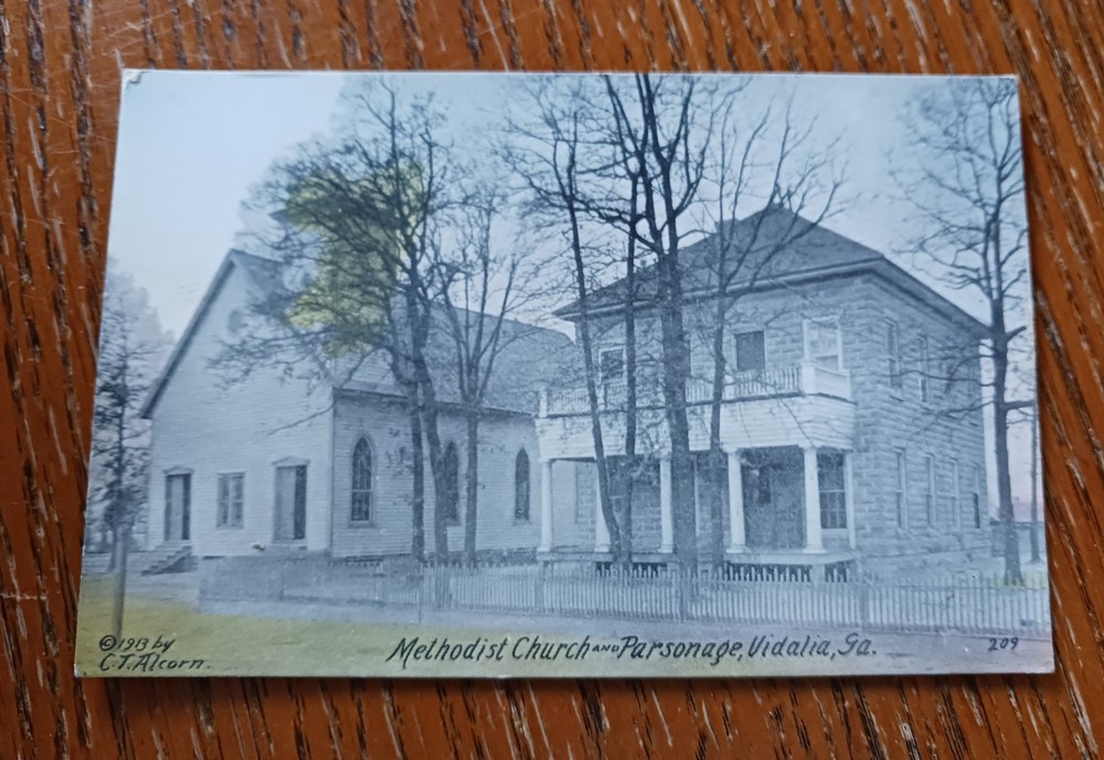 Vintage Postcard, Methodist Church And Parsonage, Vidalia, Georgia