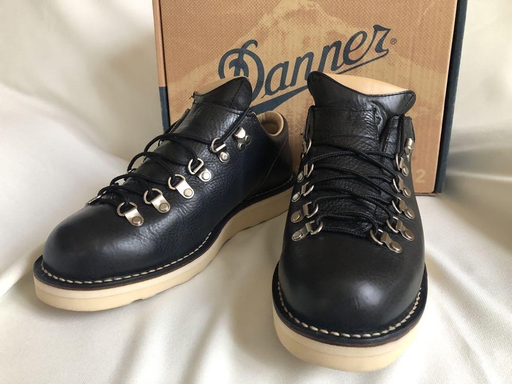 Danner Mt Ridge Low Hiking Boots in Navy Cristy for Men