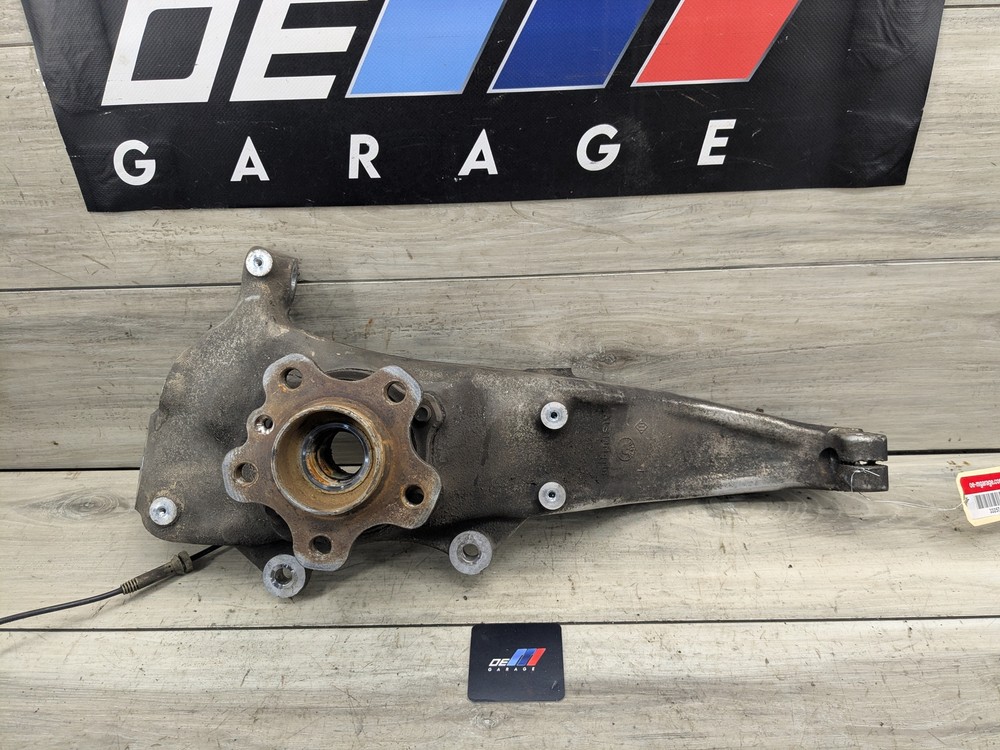 OEM BMW G15 G16 G30 530 540 M550 AWD Front Left Driver Spindle Knuckle Bearing
