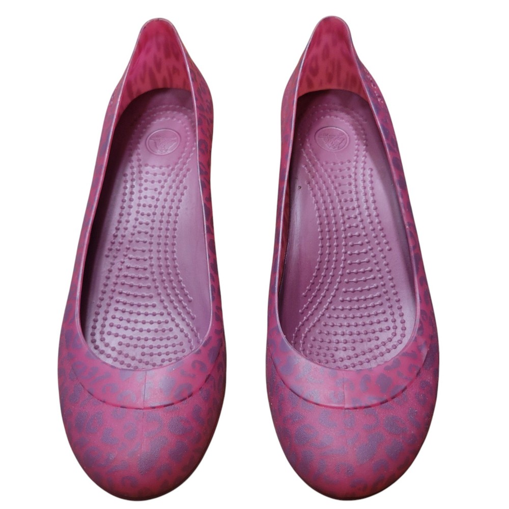 Women's Leopard Print Crocs Wedge Size 8 Pink Slip On Round Toe