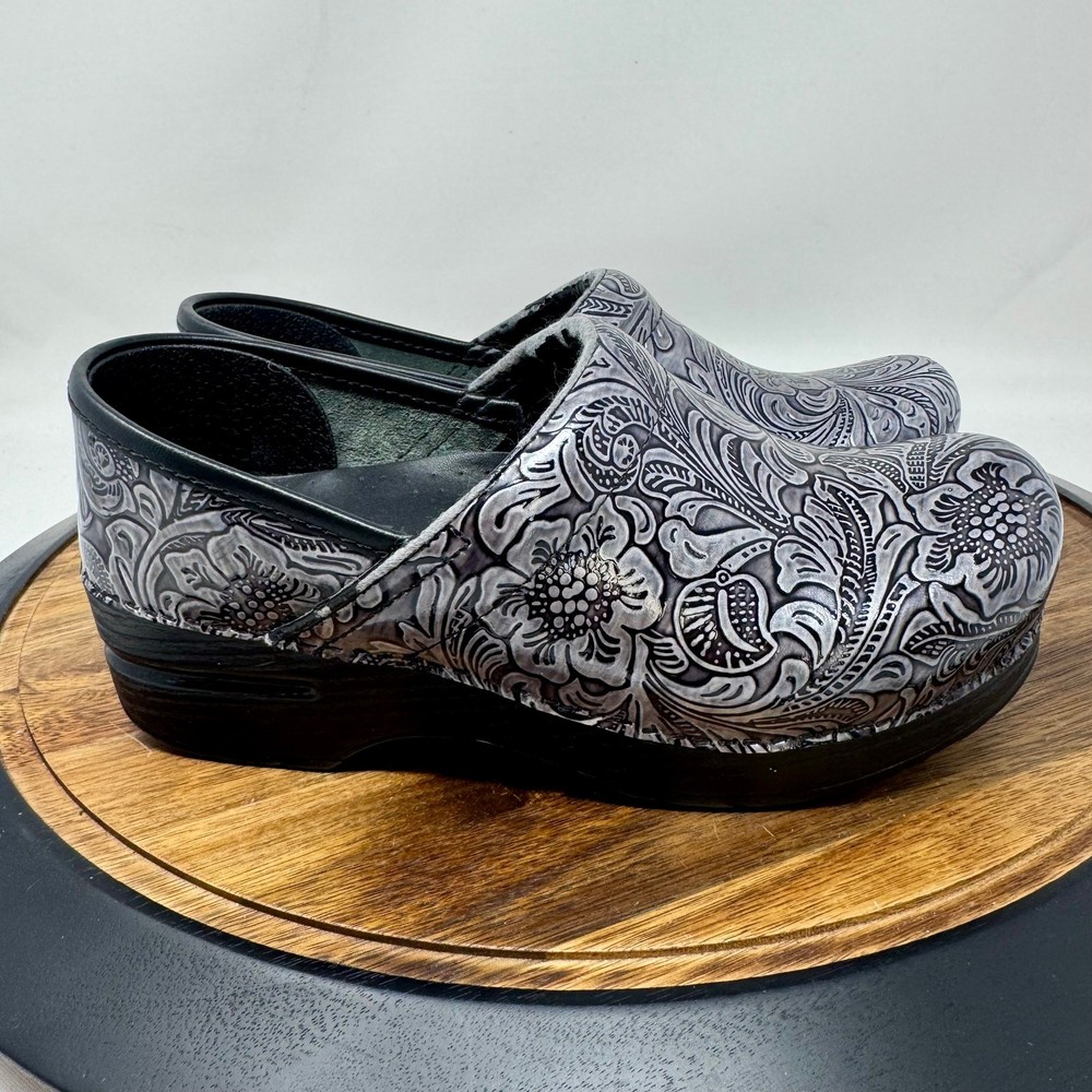 Dansko Clogs Black Grey Gray Silver Tooled Paisley Womens EU 37 US 6.5 Shoes