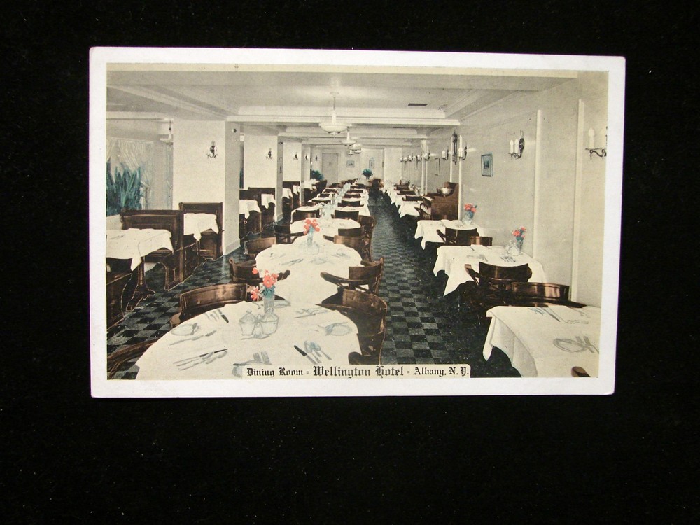 Vintage Postcard 