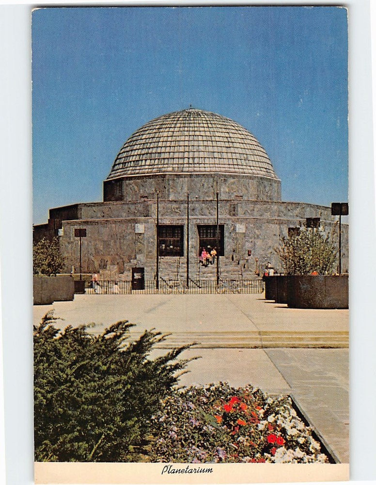 Postcard Adler Planetarium Chicago Illinois USA