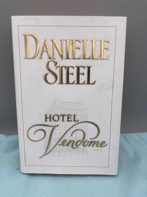 Danielle Steel: Hotel Vendome 2011 First Edition Hardcover