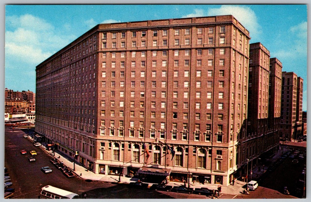 Vtg Postcard Statler Hilton Hotel Exterior Boston, MA 1960s