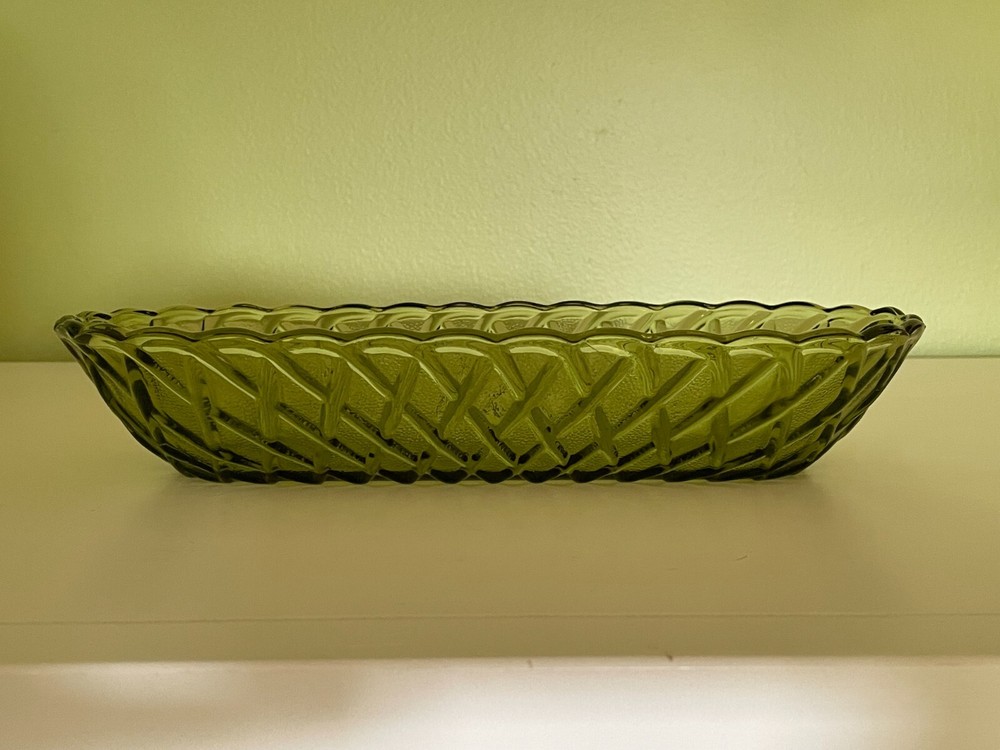 Vintage Indiana Glass Avocado Green Dish Basketweave Oblong Excellent Condition