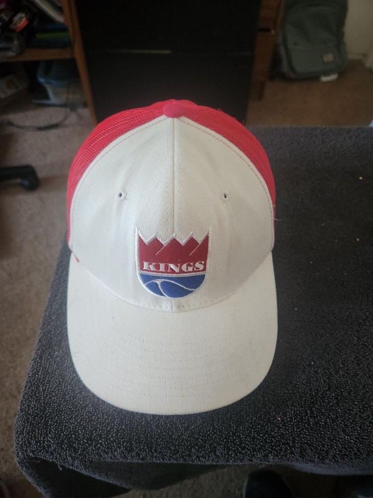 Vintage NBA Sacramento Kings Hardwood Classics Reebok SnapBack Truckers Hat