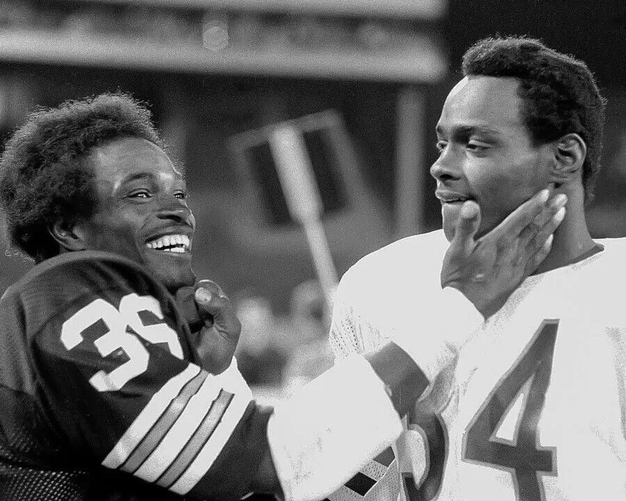 Eddie And Walter Payton, Chicago Bears 8x10 PHOTO PRINT
