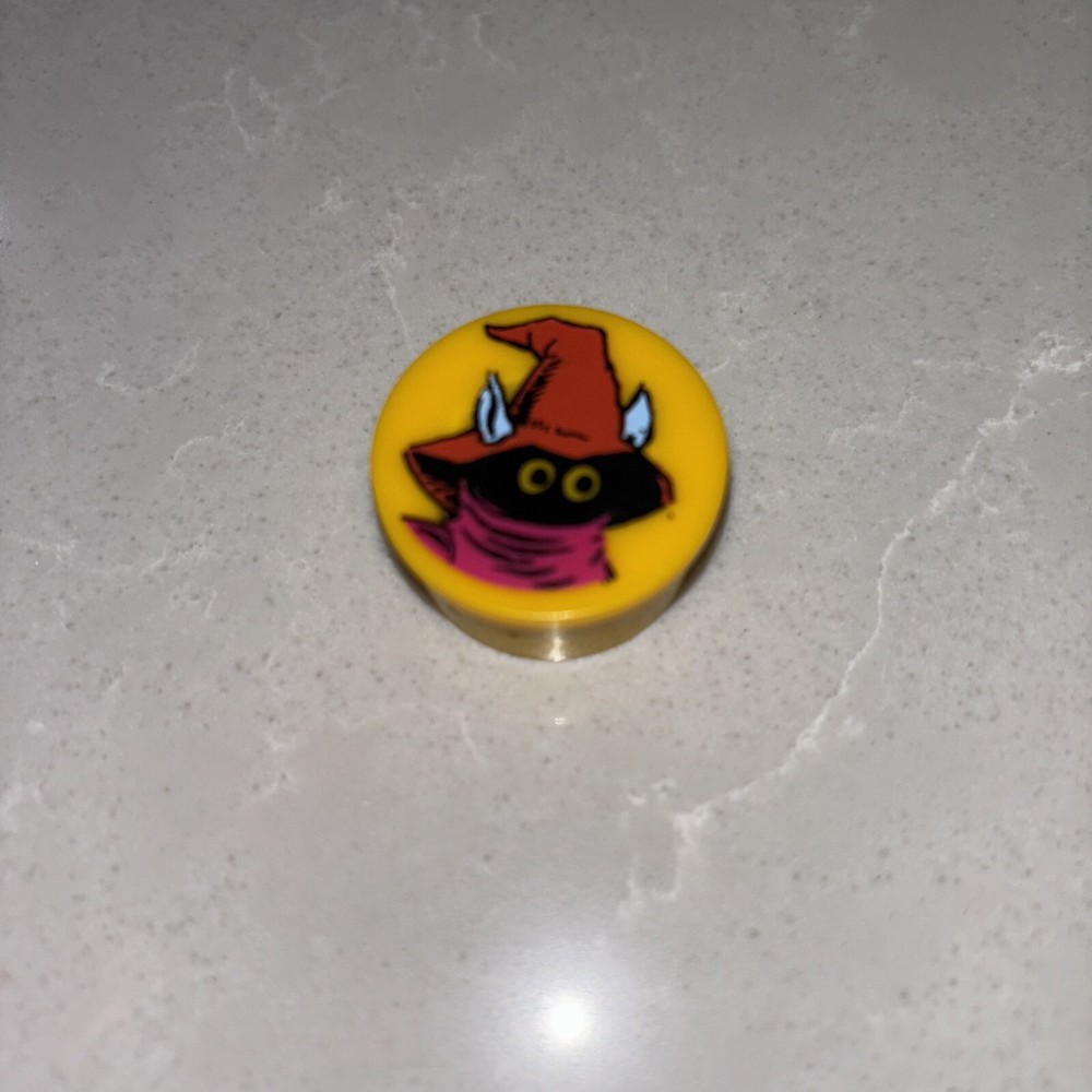 Masters of The Universe Orko Yellow Coin Vintage 1983 Mattel MOTU Accessory
