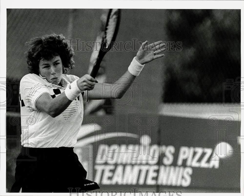 Press Photo Tennis Player Ann Smith Plays in Team Tennis Match - sas23505