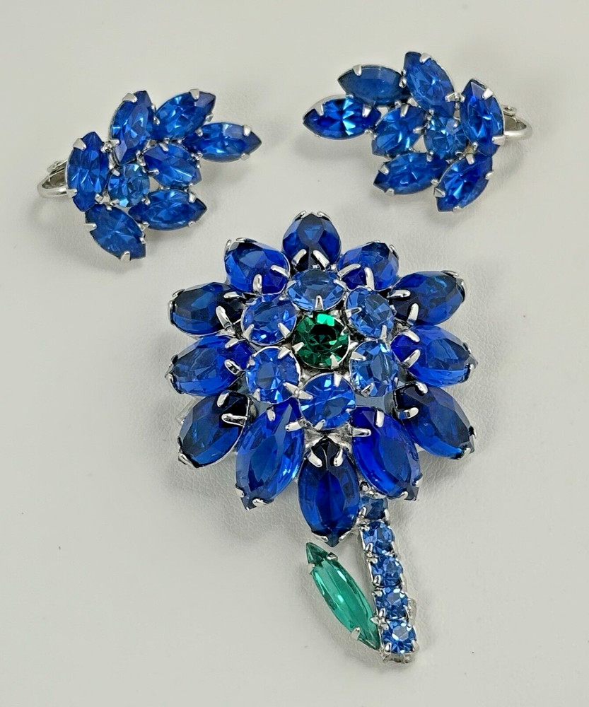 Vintage Rhinestone Blue Green Flower Brooch And Clip On Earrings Jewelry Set