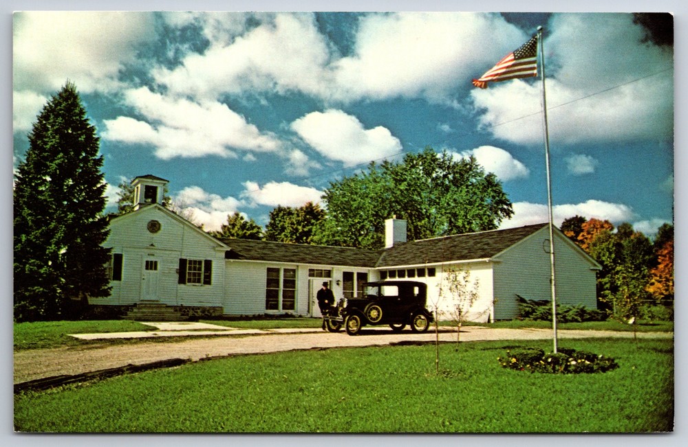 Transportation~Stoney Creek School Washington Road Rochester MI~Vintage Postcard