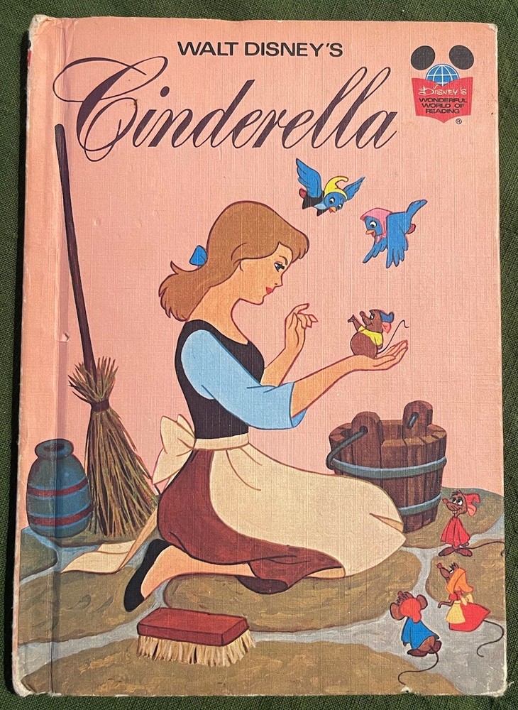 Vintage - 1974 - Cinderella - Disney’s Wonderful World of Reading - Hardcover
