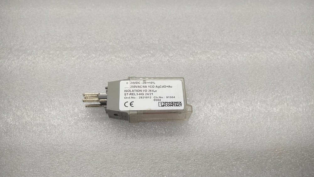PHOENIX CONTACT ST-REL3-HG 24/21 RELAY CONNECTORS 2821012 24VDC LOT OF 5 UNIT