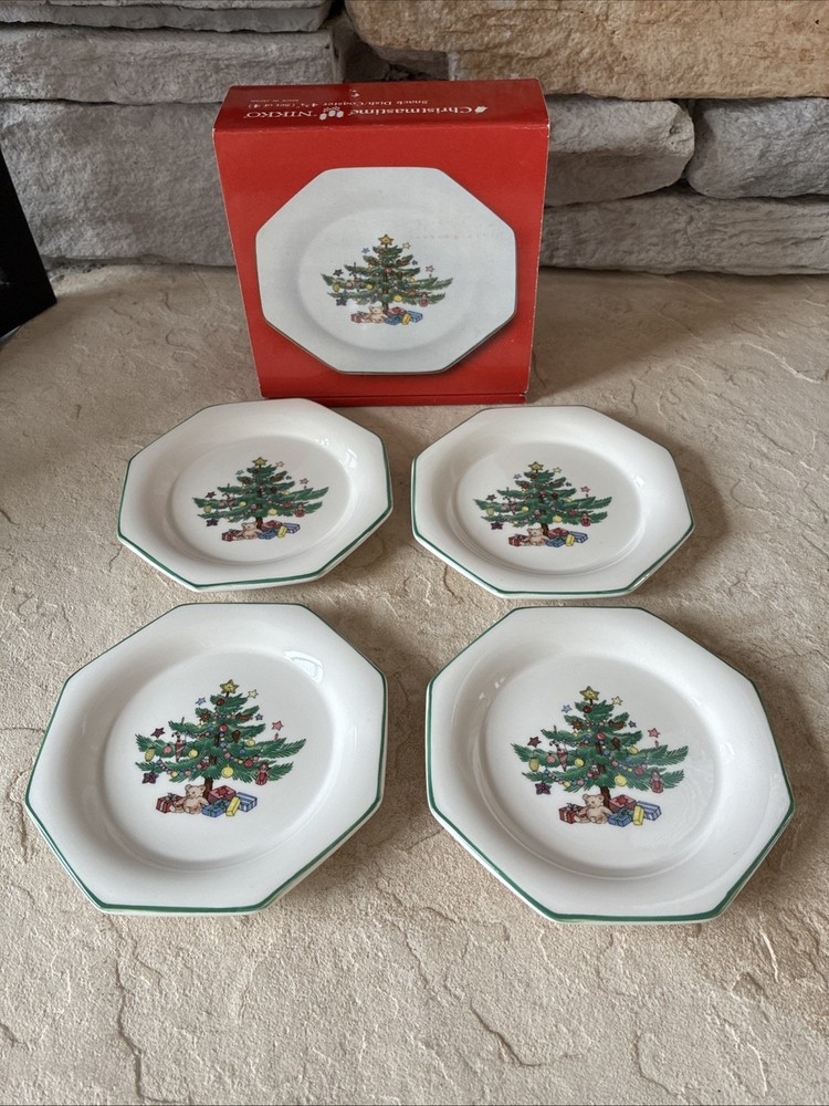 Nikko Christmastime Snack Dish Coaster Plates  4 3/4