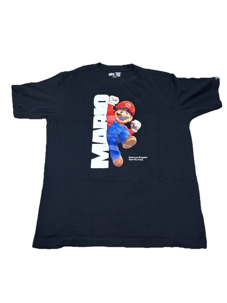 Uniqlo X Nintendo Super Mario Movie T-shirt, L, Black, EUC
