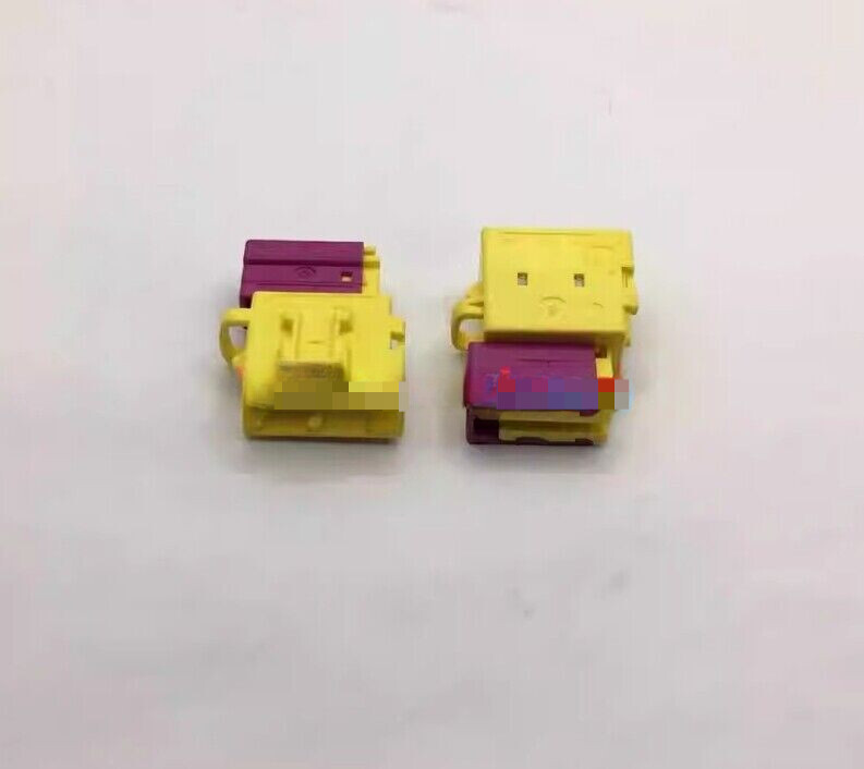 100PCS NEW FIT FOR Connector plug 60303204 with pins