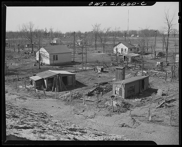 Photo:Detroit Michigan 1943 Willow Run bomber plant shack housing