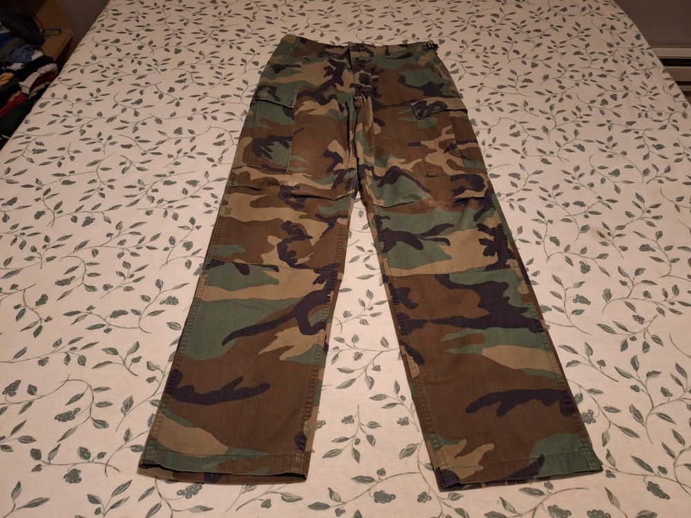 U.S. Army Woodland Camouflage Pattern Combat Trousers Size Small-Long Used