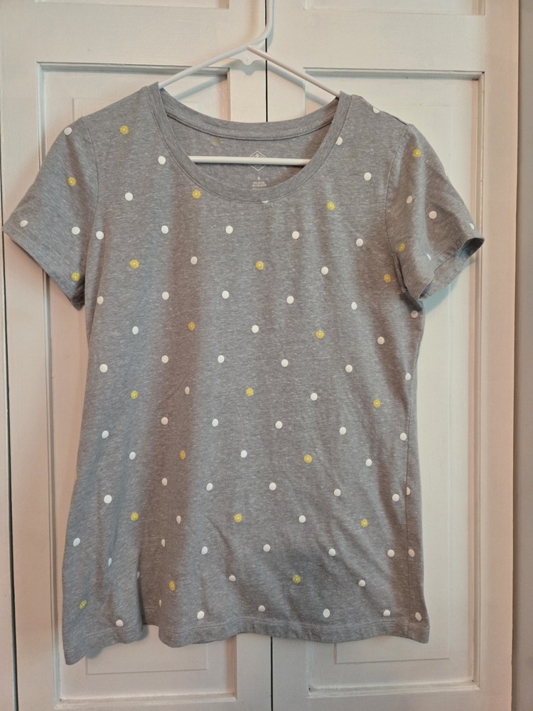 St. John's Bay Gray White Dots & Yellow Flowers Scoop Neck Short Sleeve Size S