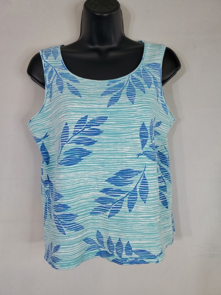 White Stag Women's Size Small Sleeveless Floral Tank Top Blue & White