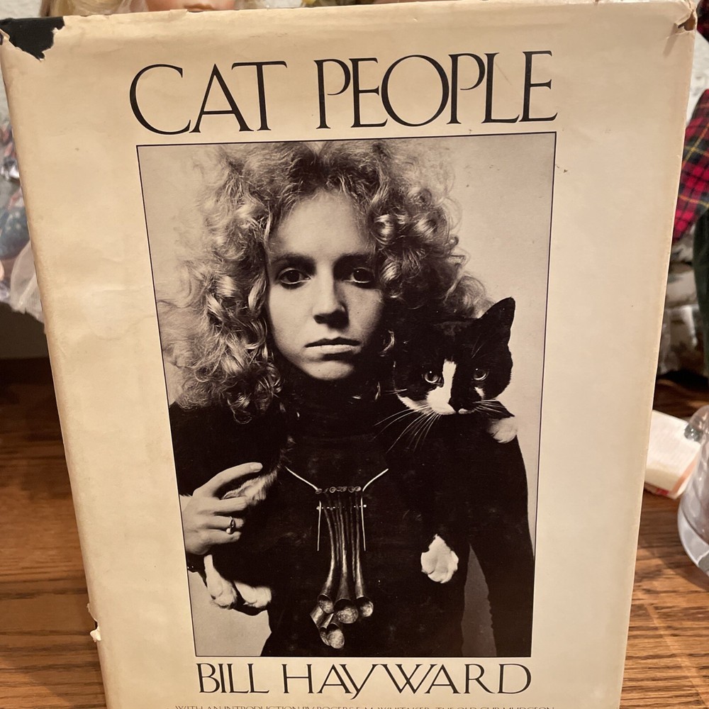 Cat people by Hayward, Bill First Edition 1978 Doubleday & Co. Inc. USA Print