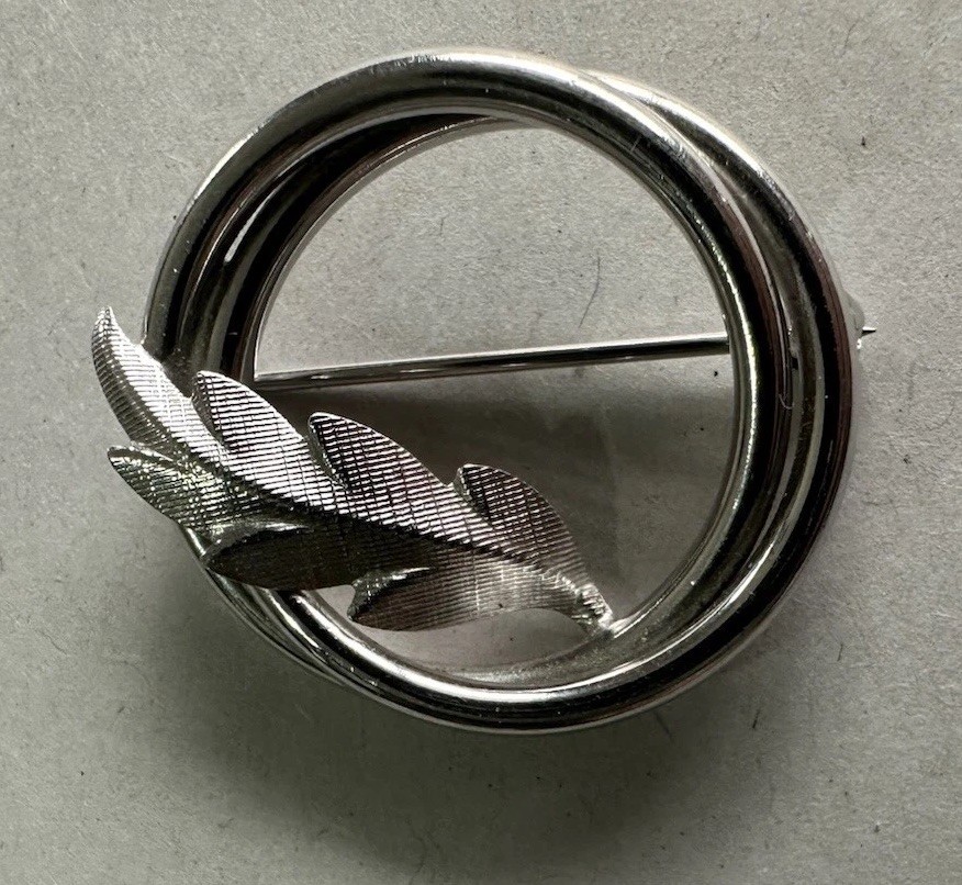 Vintage DCE Curtis Sterling Silver Circle Leaf Brooch Pin Signed 1” 4.3 grams