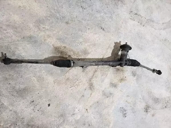 2014-2018 Mitsubishi Outlander 2.4L Power Steering Gear Rack And Pinion - OEM.