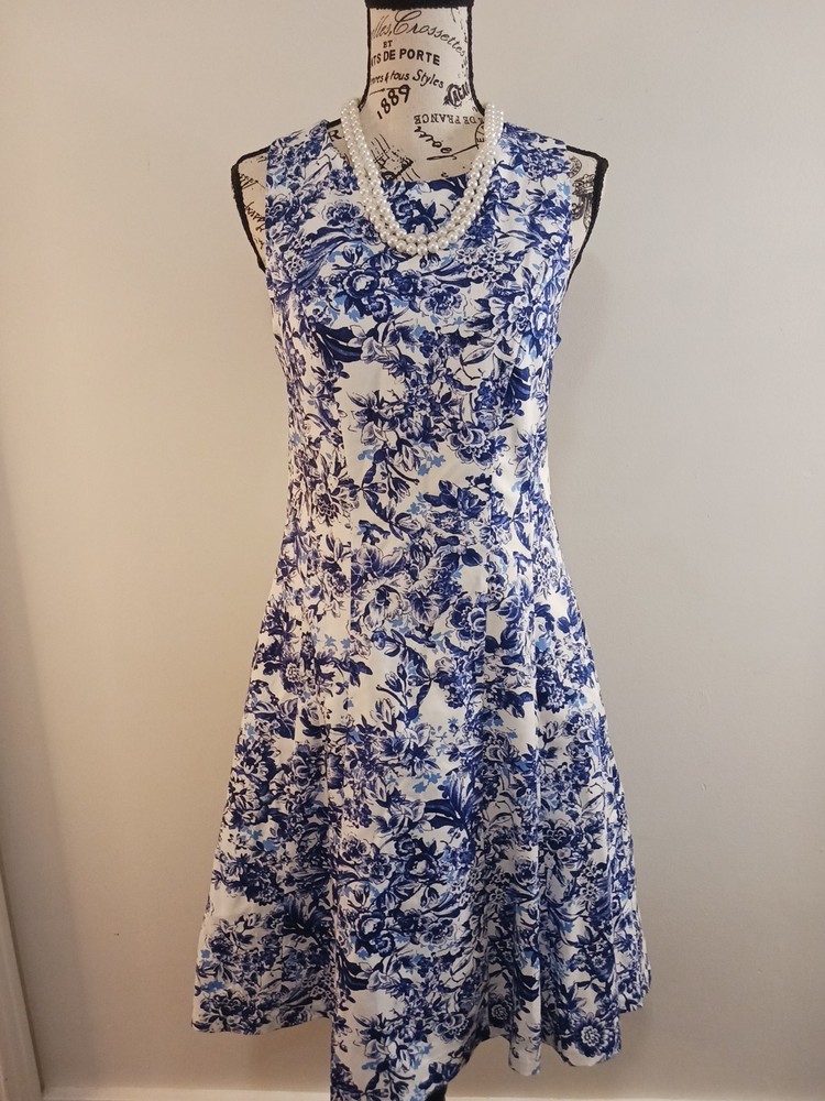 Liz Claiborne Dress Womens 6 Blue White Floral Sleeveless Shift