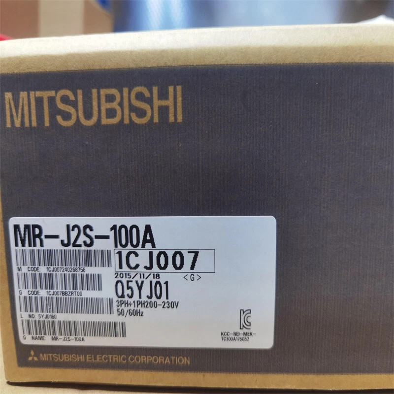MRJ2S100A 1PC New Mitsubishi MR-J2S-100A AC Servo Drive PLC