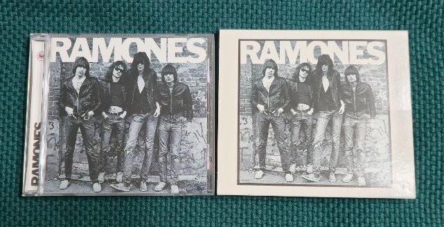 Ramones Self-Titled Remastered Expanded 2001 Rhino Archives CD