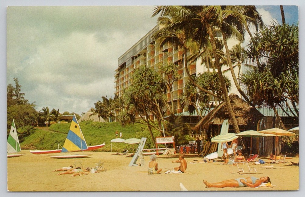 Kauai Surf Resort Kalapaki Beach Hawaii Mirro-Krome Vintage Postcard