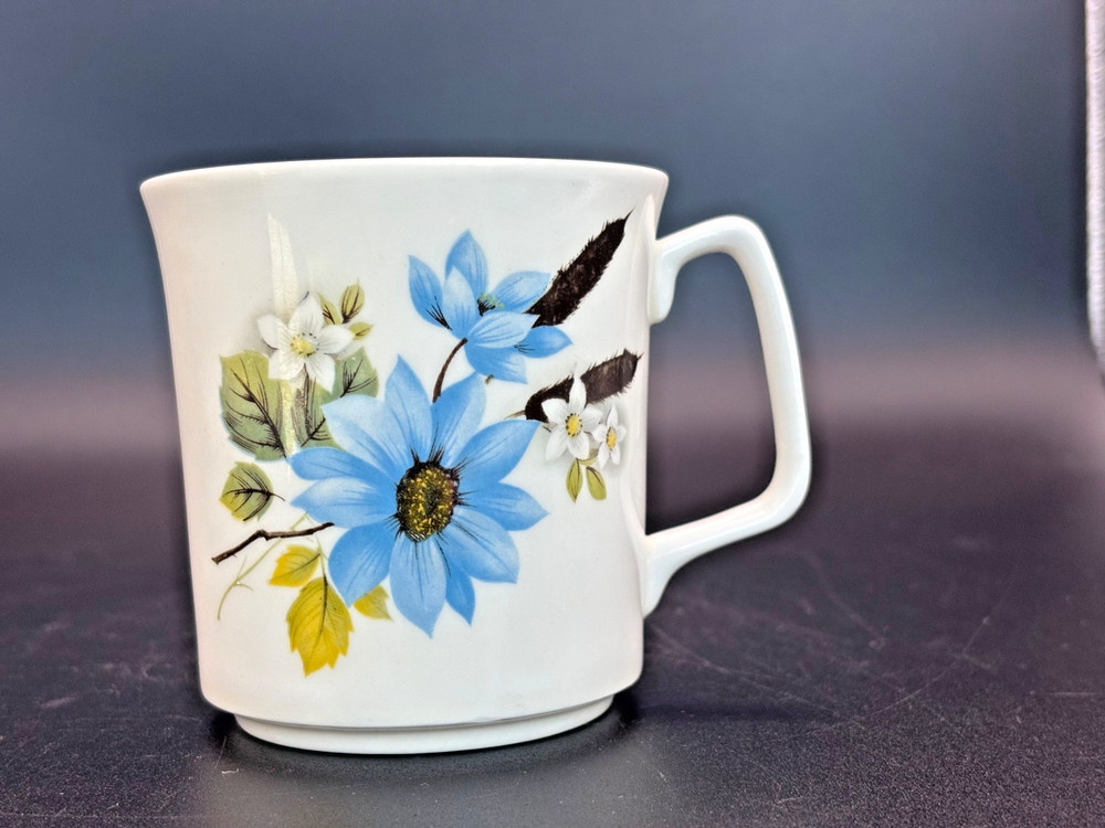 Vintage Royal Grafton Tea/coffee Mug Blue Flower Made in England Fine Bone China