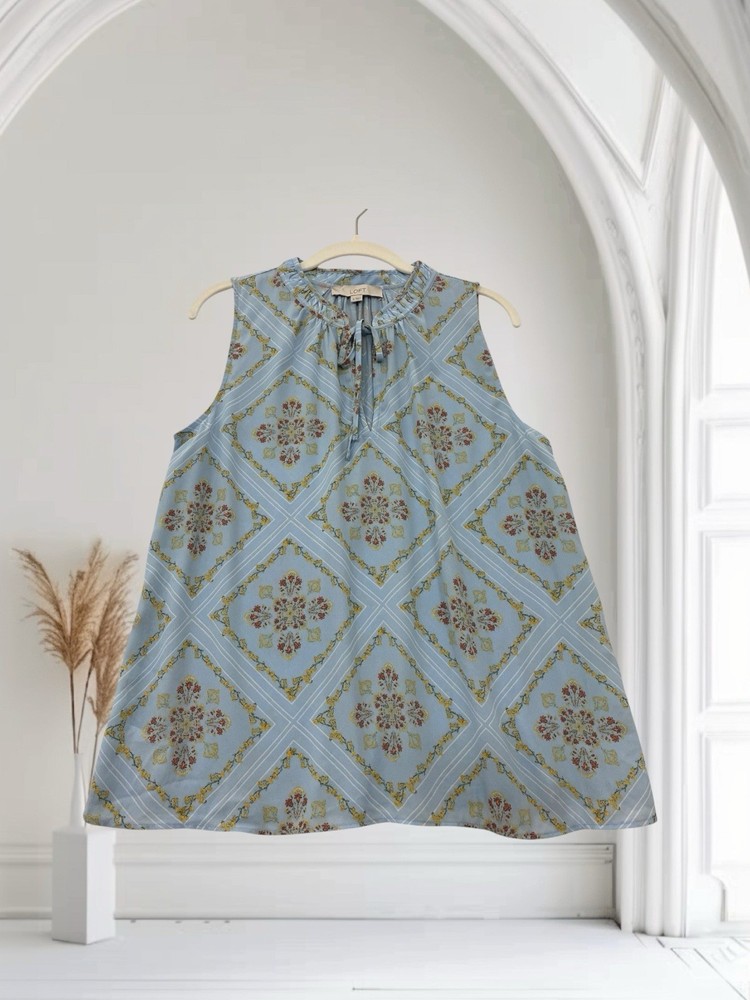 LOFT Womens Floral Sleeveless Tie Neck Top Size Medium Pleated Smocked