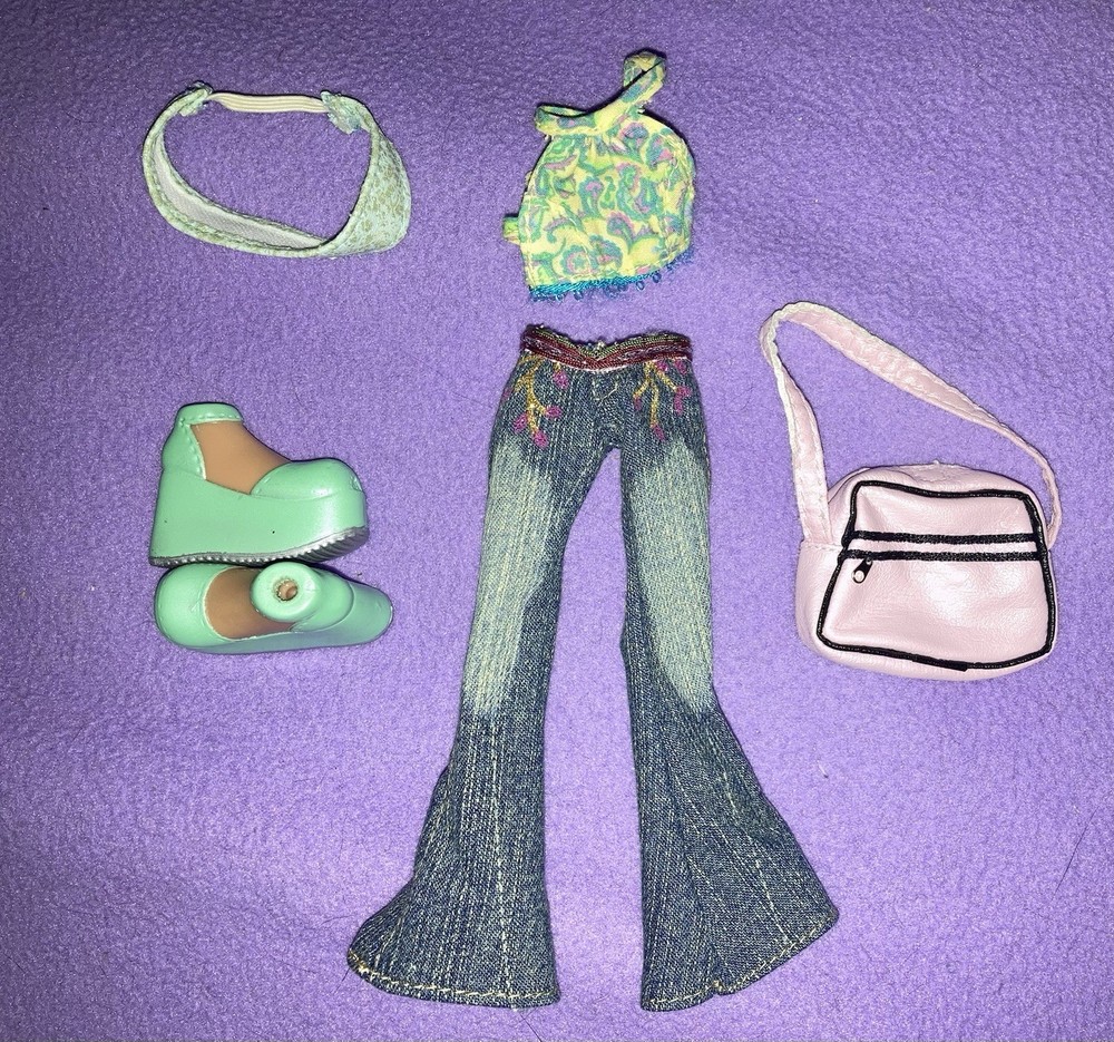 Bratz fashion doll outfit Lot